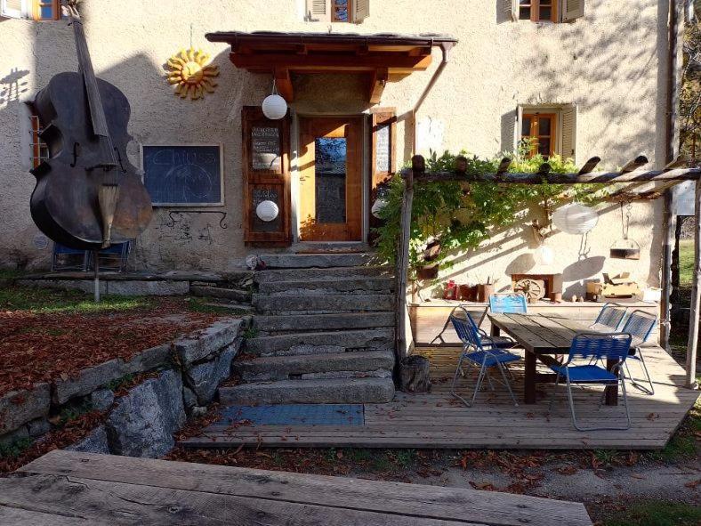 Rifugio Uschione Casa de hóspedes Chiavenna Exterior foto